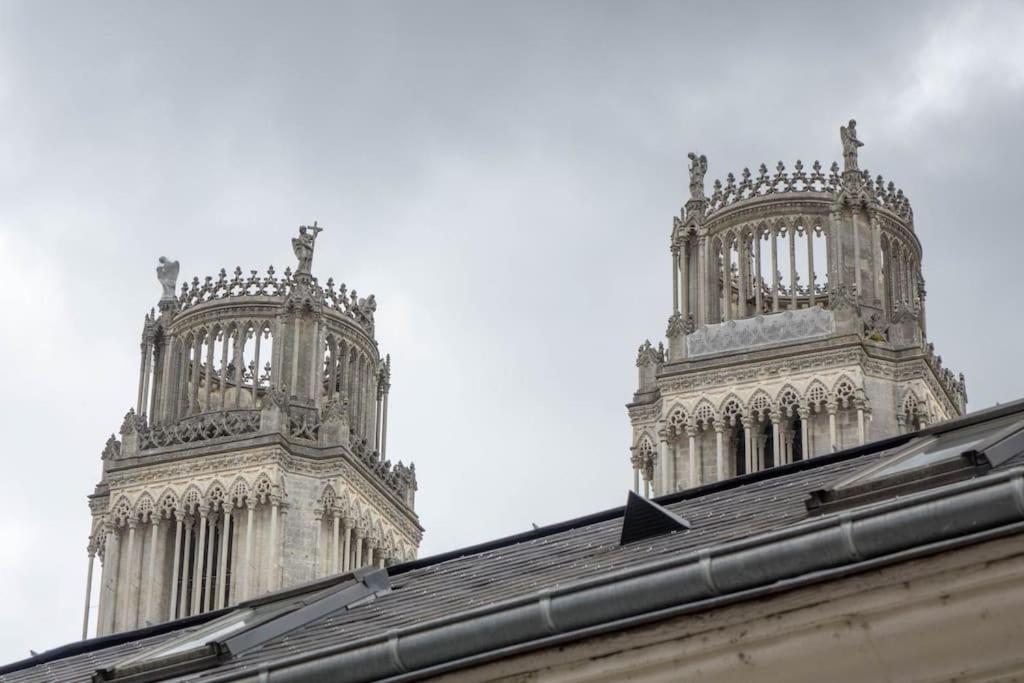 オルレアンCharmant Studio Vue Cathedrale Quartier Historiqueアパートメント エクステリア 写真